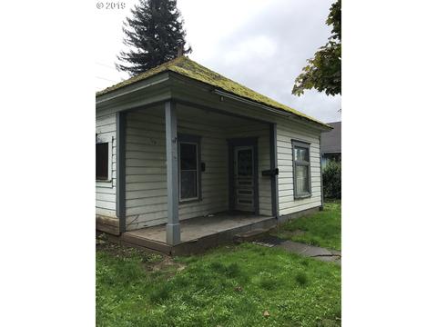 745 C St, Springfield, OR 97477 photo 1