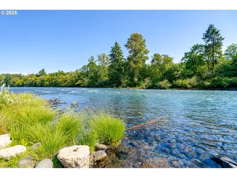 n river dr, Sweet Home, OR 97386