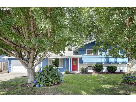 414 NW 69th St, Vancouver, WA 98665