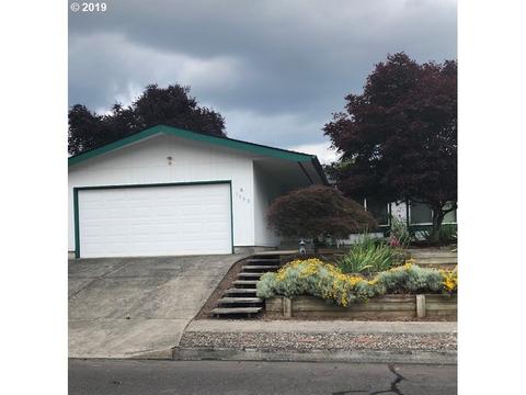 1752 SE Cedar Creek Pl, Gresham, OR 97080 photo 1