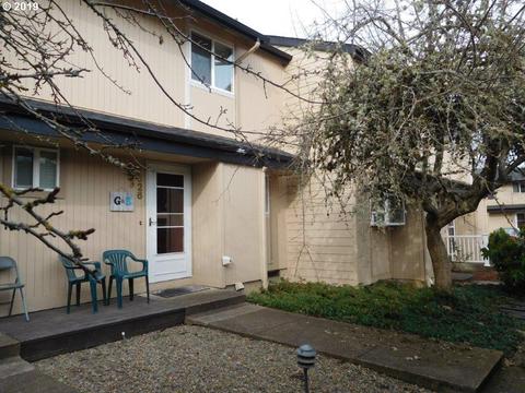 1526 Fetters Loop, Eugene, OR 97402 photo 1