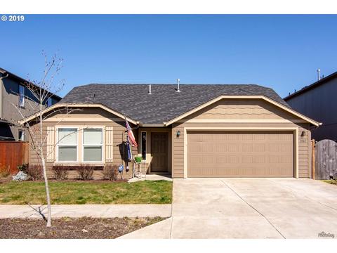 1861 Adelman Loop, Eugene, OR 97402 photo 1