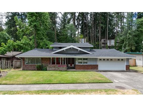 790 E 43rd Ave, Eugene, OR 97405 photo 1