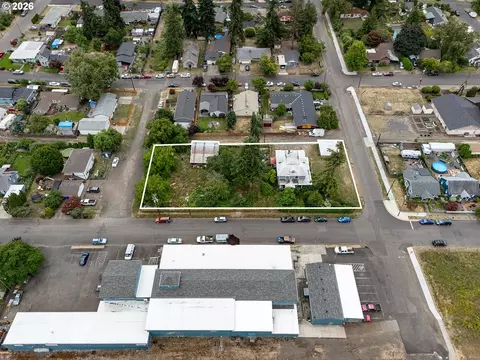 View/Area - 122 S 12th Ave, Cornelius, OR 97113 photo 2 of 5