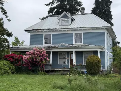 Exterior - 122 S 12th Ave, Cornelius, OR 97113 photo 2 of 6