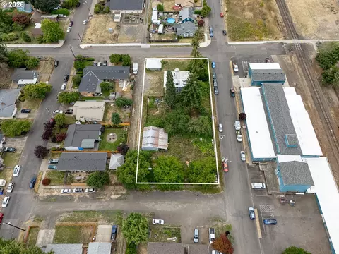 View/Area - 122 S 12th Ave, Cornelius, OR 97113 photo 1 of 5