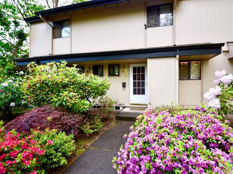 1436 Fetters Loop, Eugene, OR 97402 photo 1