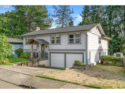 12020 SW Burlheights St, Portland, OR 97223