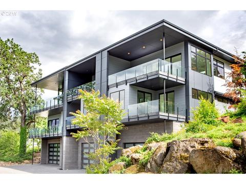 207 Eugene St, Hood River, OR 97031 photo 1