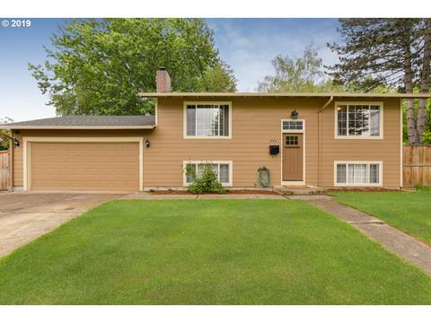 240 SE Liberty Ct, Gresham, OR 97080 photo 1