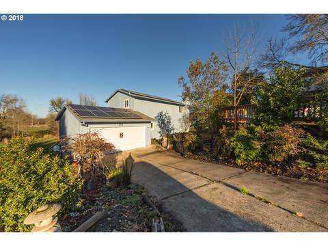 101 3rd St, Gaston, OR 97119 photo 1