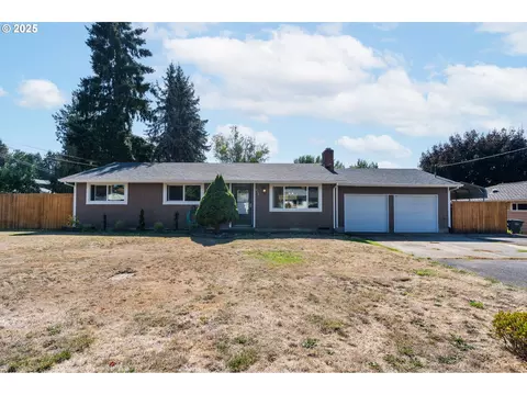 932 NW Garibaldi St, Hillsboro, OR 97124