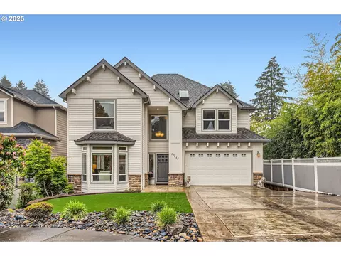 10445 SW 141st Ave, Beaverton, OR 97008