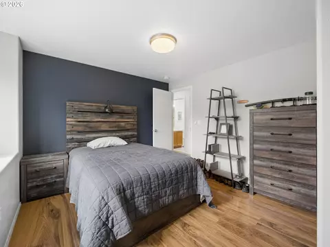 Bedroom - 5303 SE 13th Ct, Gresham, OR 97080 photo 2 of 3