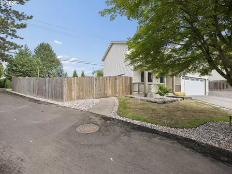 Exterior - 5303 SE 13th Ct, Gresham, OR 97080 photo 5 of 10