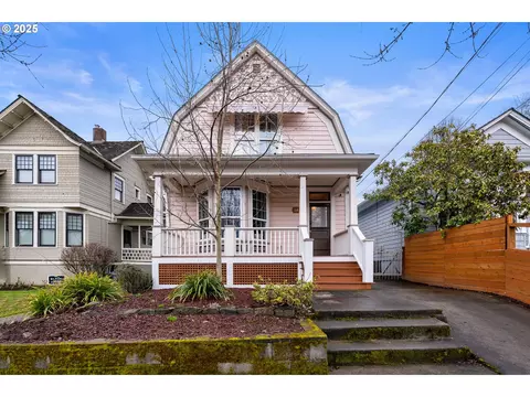 51 NE Graham St, Portland, OR 97212