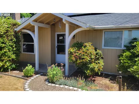 3623 Marion St SE, Albany, OR 97322