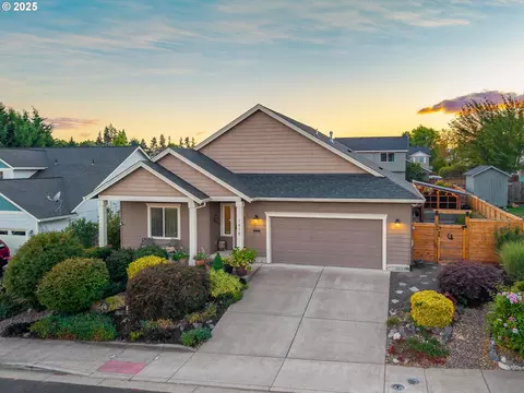 1416 N Wilson St, Lafayette, OR 97127