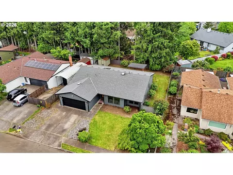 View/Area - 2893 NE Juniper Ave, Gresham, OR 97030 photo 3 of 4