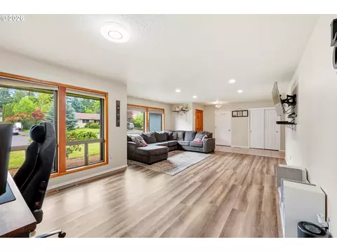 Living - 2893 NE Juniper Ave, Gresham, OR 97030 photo 1 of 3