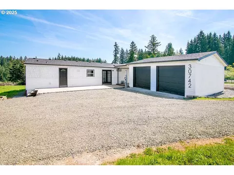 30742 S Wall St, Colton, OR 97017