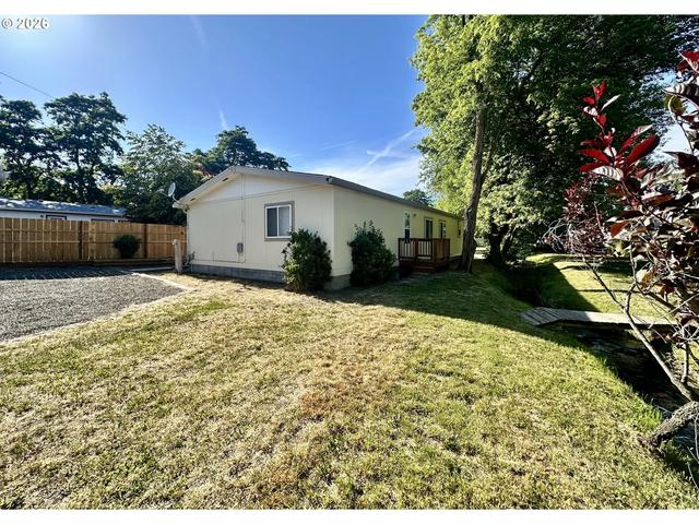 303 Lane Ave, La Grande, OR 97850
