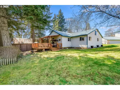 160 Mcgowan Rd, Lyle, WA 98635