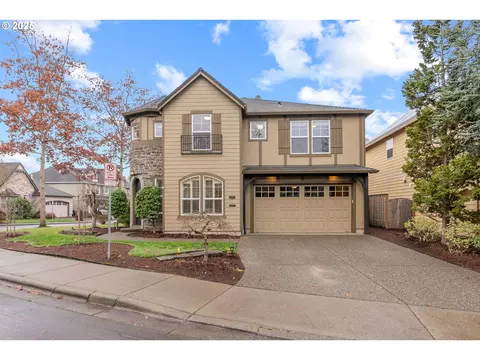 6053 NW Landing Dr, Portland, OR 97229