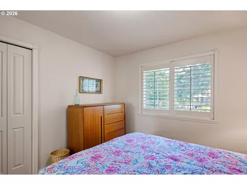 2002 Morning View Dr, Eugene, OR 97405 photo 29