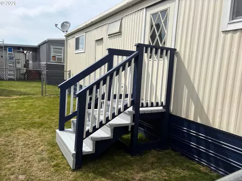 2902 E 2nd St, Newberg, OR 97132 photo 15