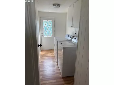2902 E 2nd St, Newberg, OR 97132 photo 8
