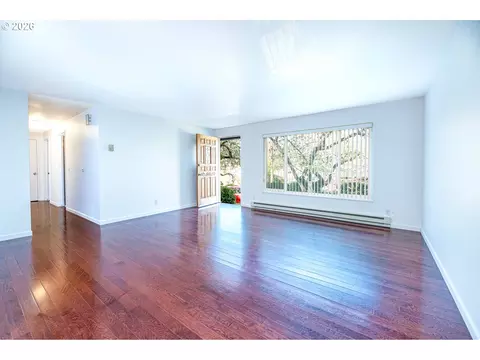 Living - 4865 Whiteaker St, Eugene, OR 97405 photo 1 of 5