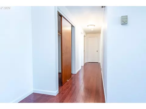 Entry Way - 4865 Whiteaker St, Eugene, OR 97405 photo 2 of 2