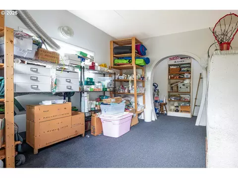 885 66th St, Springfield, OR 97478 photo 19