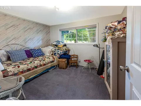 885 66th St, Springfield, OR 97478 photo 25