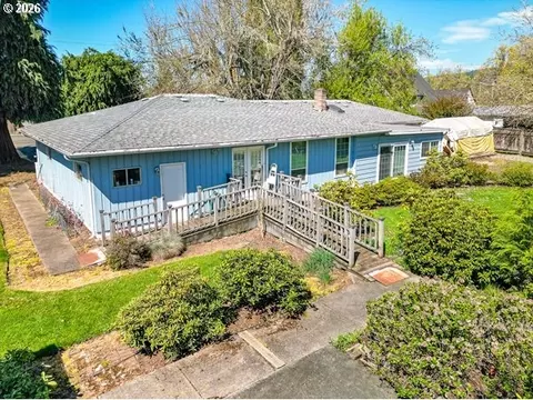 885 66th St, Springfield, OR 97478 photo 4