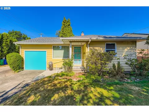 9832 N Van Houten Ave, Portland, OR 97203