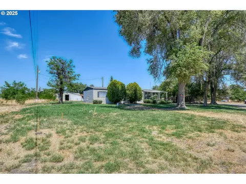 1798 Vincent Ln, Hermiston, OR 97838