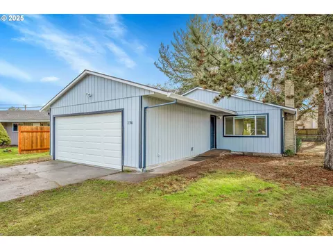 2386 NE Thomas St, Hillsboro, OR 97124