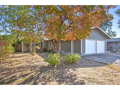 3247 SE Hathaway Dr, Corvallis, OR 97333