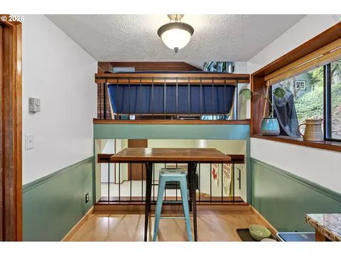 Dining - 2854 Warren St, Eugene, OR 97405 photo 4 of 4