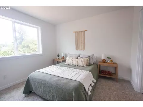 Bedroom - 811 Horn, Eugene, OR 97402 photo 1 of 1