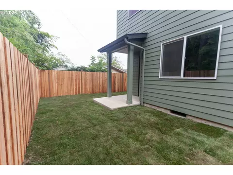 Exterior - 811 Horn, Eugene, OR 97402 photo 4 of 4