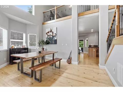 Dining - 1090 N 26th Ter, Cornelius, OR 97113 photo 1 of 1
