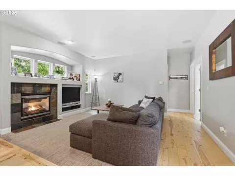 Living - 1090 N 26th Ter, Cornelius, OR 97113 photo 1 of 1