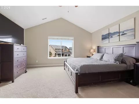 Bedroom - 1090 N 26th Ter, Cornelius, OR 97113 photo 1 of 4