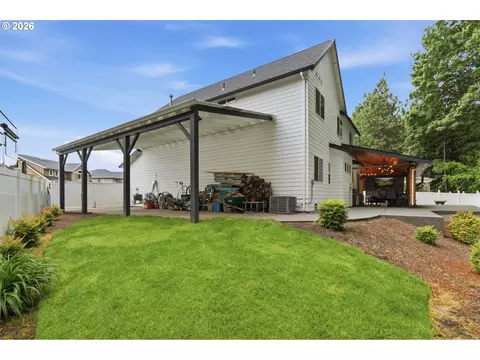 Exterior - 1090 N 26th Ter, Cornelius, OR 97113 photo 6 of 12