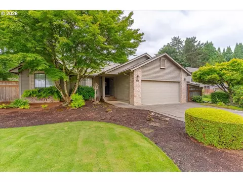 1750 Cinnamon Hill Dr SE, Salem, OR 97306