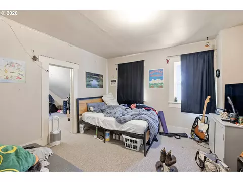 Bedroom - 344 E 14th Ave, Eugene, OR 97401 photo 3 of 7