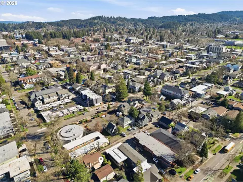 View/Area - 344 E 14th Ave, Eugene, OR 97401 photo 6 of 6